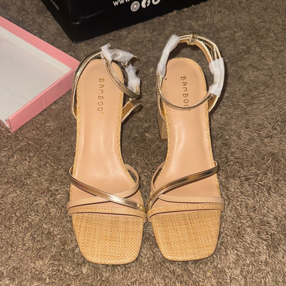 BAMBOO Women's Gold and Tan Heels